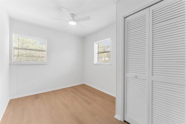 Building Photo - 125 8th Ave NE