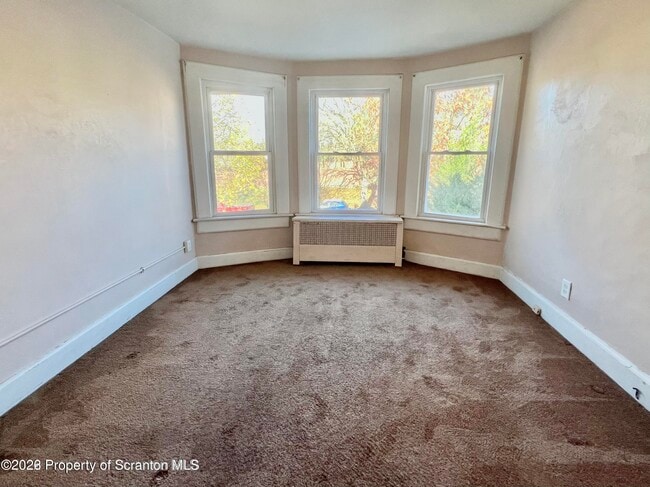 Building Photo - 608 Taylor