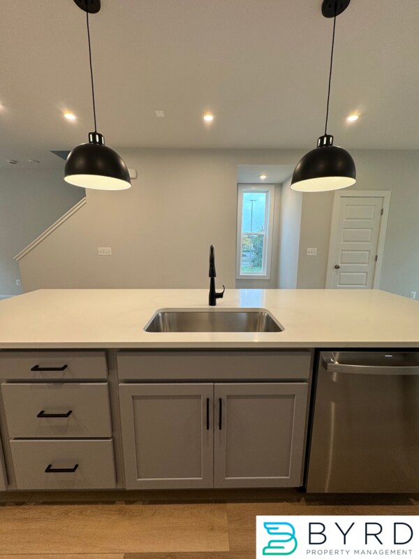 Building Photo - 9930 Golden Trout Ln