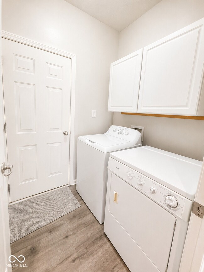 Building Photo - 10905 Lemongrass Dr