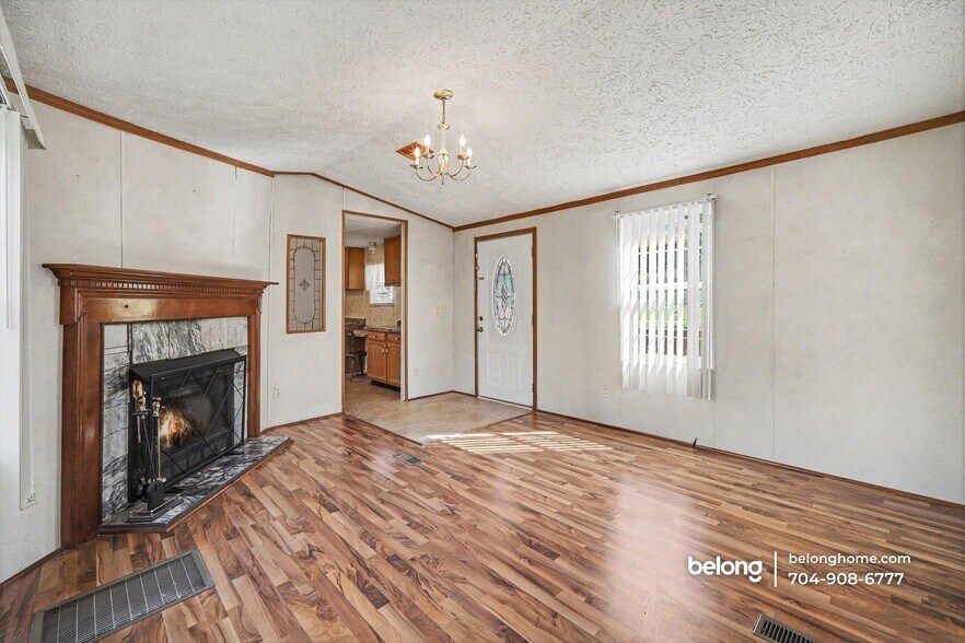 Building Photo - 857 Stony Point Rd