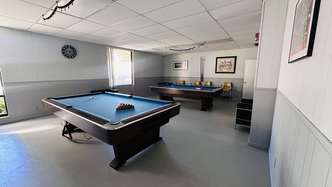 Building Photo - 1600 S Ocean Dr