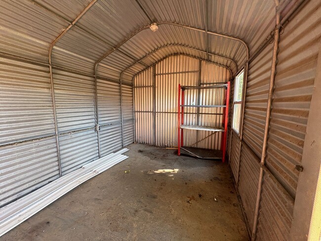 Building Photo - Two bedroom single wide on a private lot!