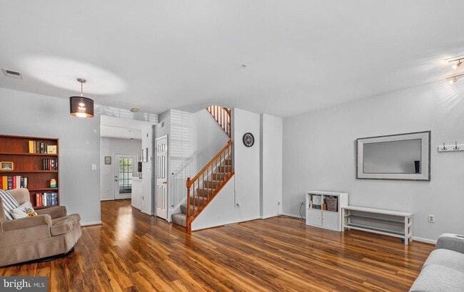 Building Photo - 6809 Stone Maple Terrace