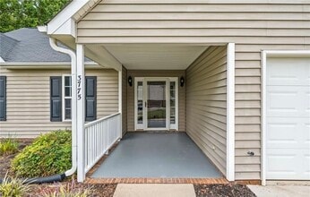 Building Photo - 3775 Wavebrook Ct