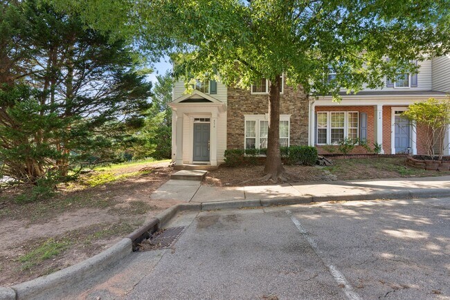 Building Photo - %16 Walnut Woods DR
