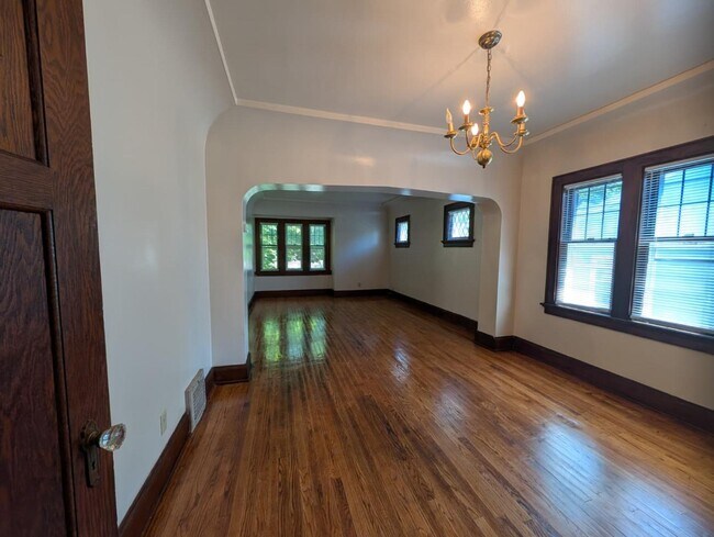 Building Photo - 3215 N 53rd St