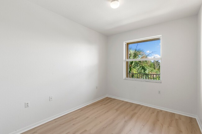 Second Bedroom - 8570 Kingbird Loop