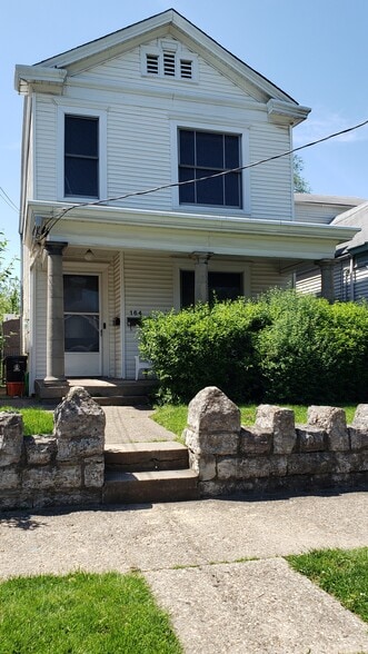 Building Photo - 164 Pope St