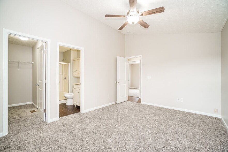 Building Photo - 139 Glen Crossing Dr