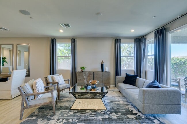 Building Photo - Fully Furnished 3BD Inspirada Home