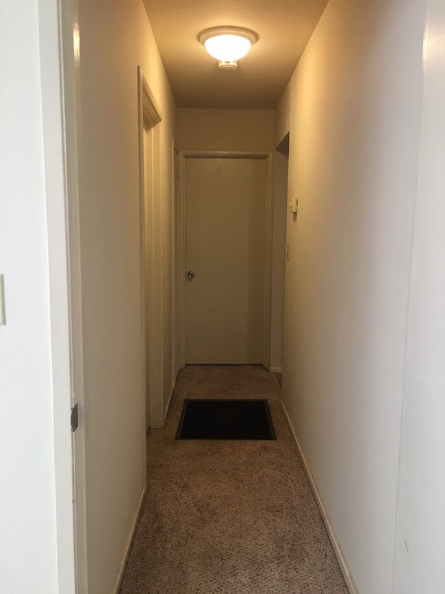 Building Photo - 12381 Sunset Ave