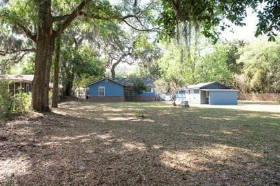 Building Photo - "Charming 3-Bedroom Home with 2 Full Baths in Prime Orange Park Location – 1523 Sq Ft of Comfort ...