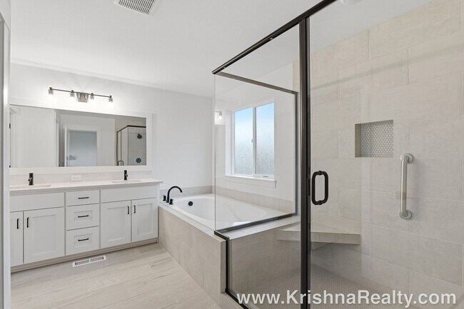 Building Photo - Spacious 5 BR | 3 BA | Modern Corner-Lot Single-Family Home | Farmstead Crossing Neighborhood