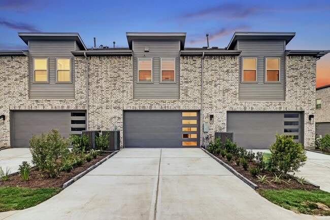 Building Photo - 16650 Texas Hill Country Rd