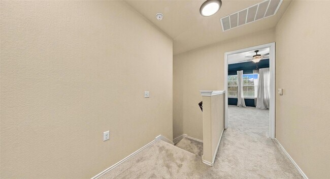 Building Photo - 7224 Crestone Rd