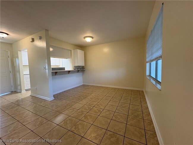 Building Photo - 5332 Granada Blvd