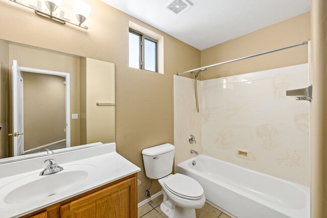 Building Photo - Paseo Estrella Gem at the base of Tucson icon A mountain! Minutes away from DownTown Tucson!