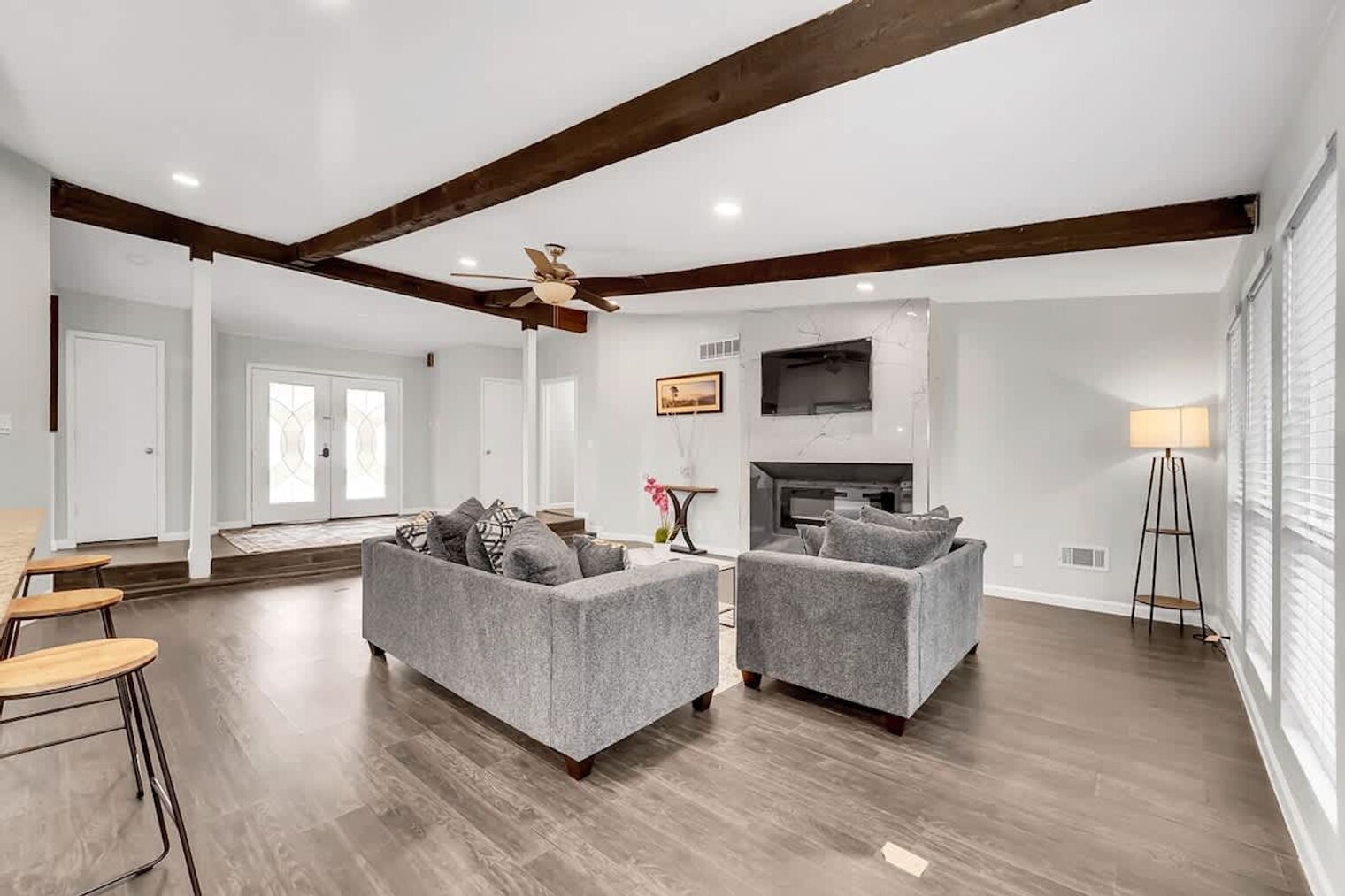 Building Photo - 3801 Kazak St