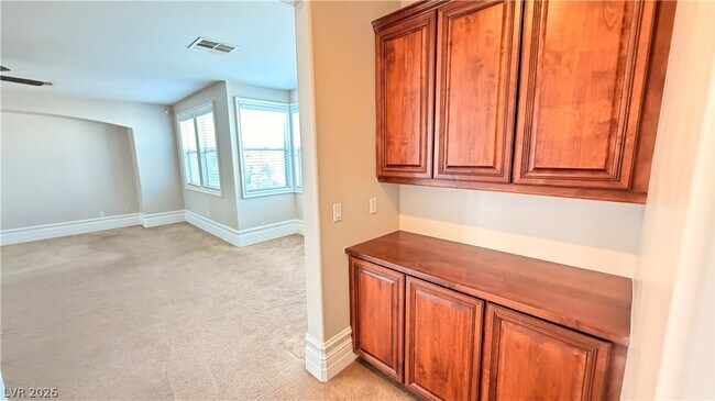 Building Photo - 496 Via Palermo Dr