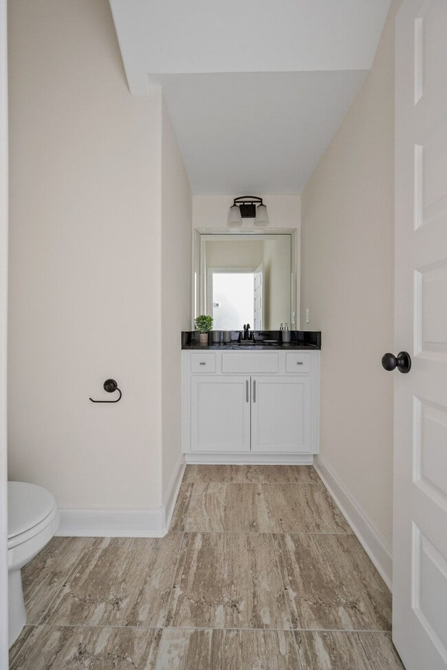 Building Photo - 3319 Old Hickory Blvd