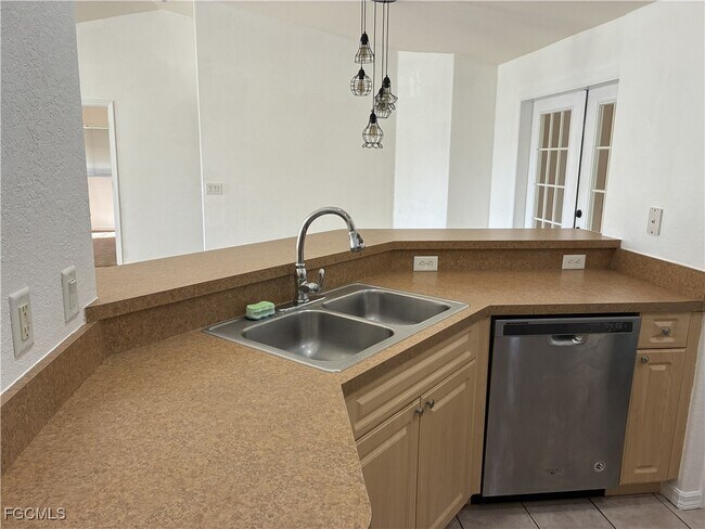 Building Photo - 5274 Abdella Ln