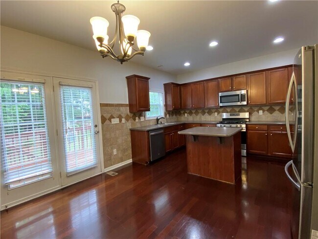 Building Photo - 6405 Knighted Ct