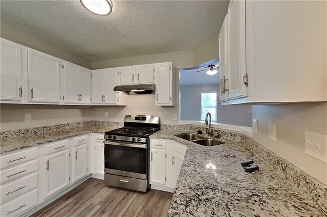 Building Photo - 1732 English Ivey Ln