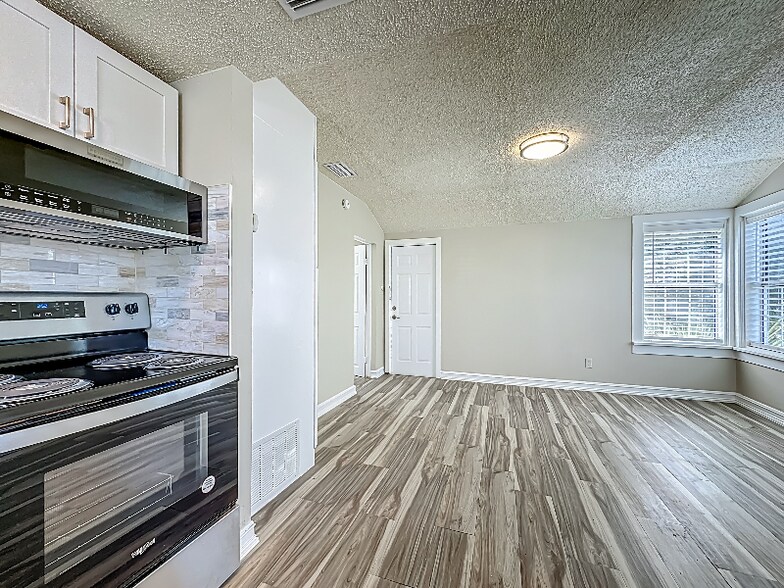 Building Photo - 209 Flagler Blvd