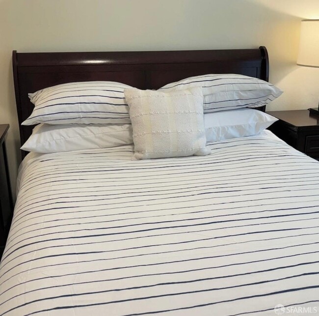 Building Photo - 4052 Costado Rd