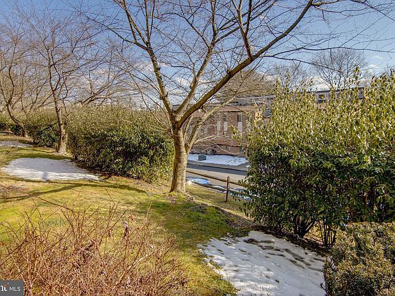 Building Photo - 3 Windblown Ct