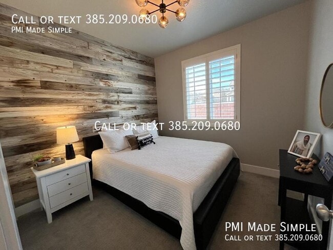 Building Photo - 3193 N Meadow View Dr