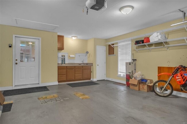 Building Photo - 8348 Wexford Trce