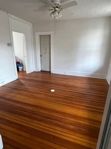 Living room - 1429 128th St