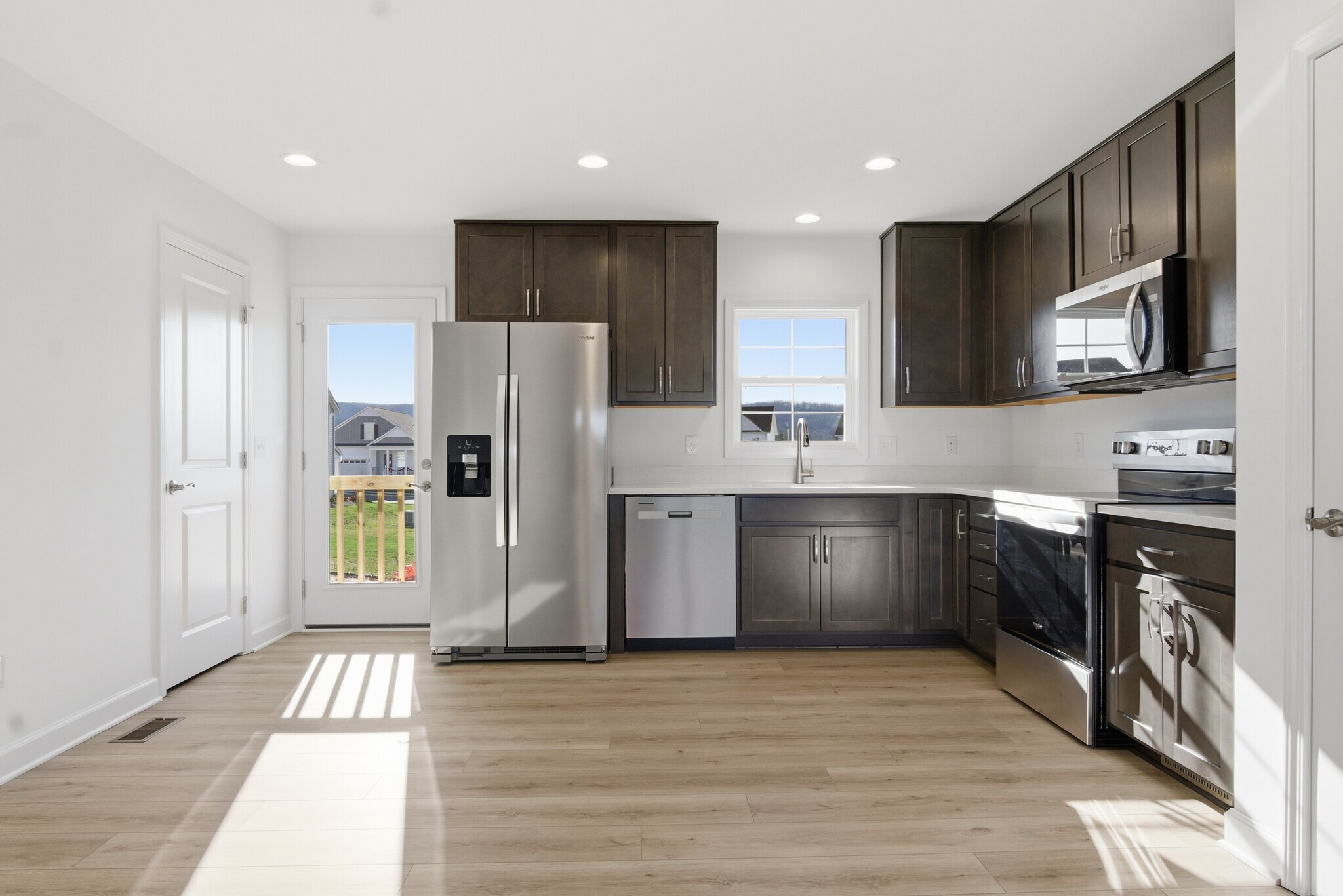 Building Photo - 4049 Emilia Way