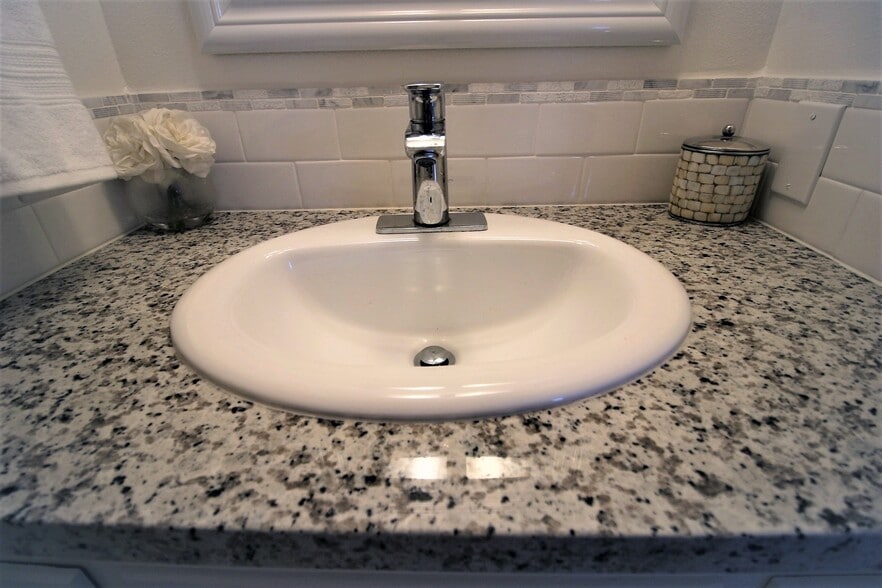 Building Photo - 1326 Galleon Way