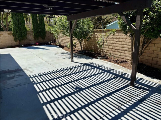 Building Photo - 27502 Los Banos