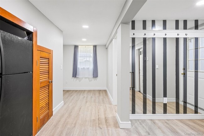 Building Photo - 143 Rocky Point Landing Rd