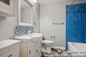 Building Photo - 11378 Woodridge Forest