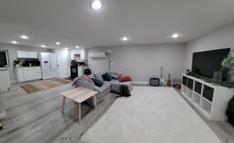 Building Photo - 1189 Escalante Dr