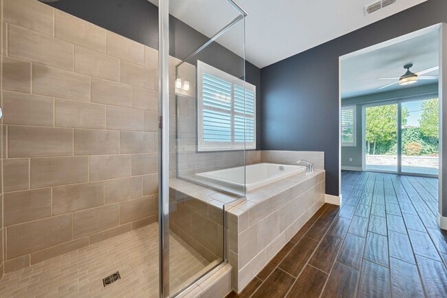 Building Photo - Folsom Ranch Gem – Newer 3BR Single-Story ...