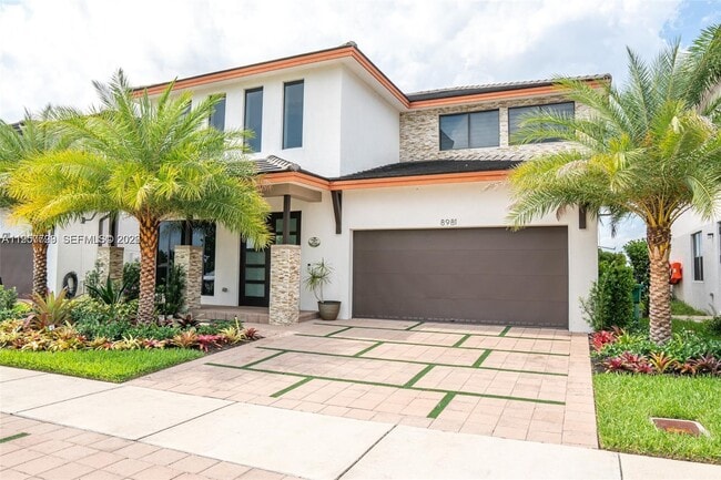 Building Photo - 8981 NW 154th Ter