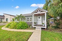 Building Photo - 2309 2nd Ave S