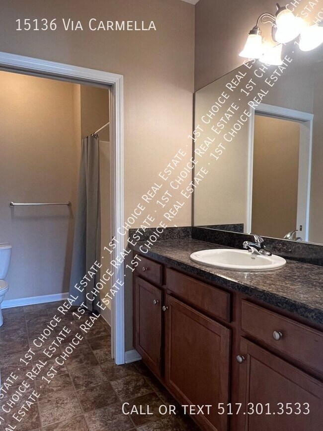 Building Photo - 2-BDR 2-BTH Condo in DeWitt - Pet Friendly