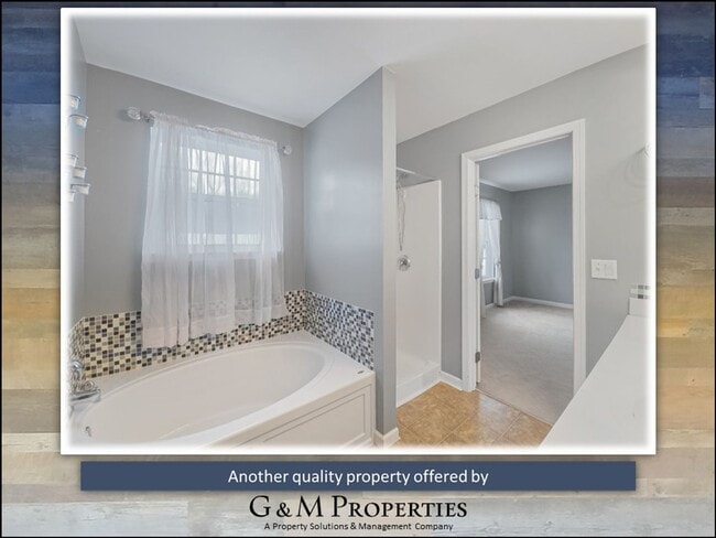 Building Photo - Huge 4-Bedroom Home for Rent - Great West Henrietta Location!