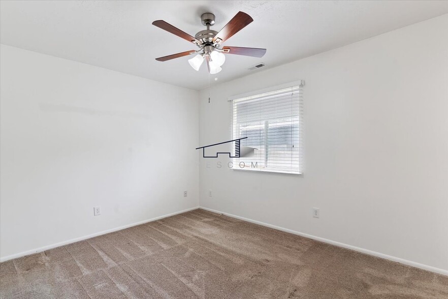 Building Photo - 772 N 800 W