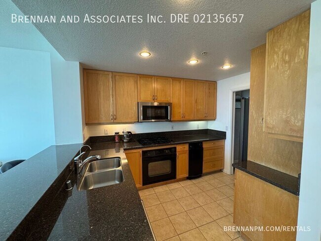 Building Photo - 850 Beech St