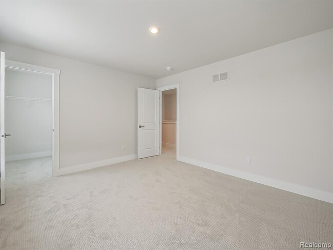 Building Photo - 5169 Poppydrew Ln