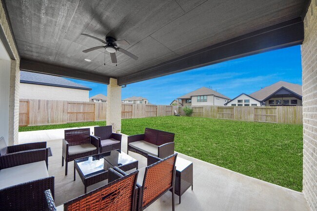 Building Photo - 10018 Knollwood Ln