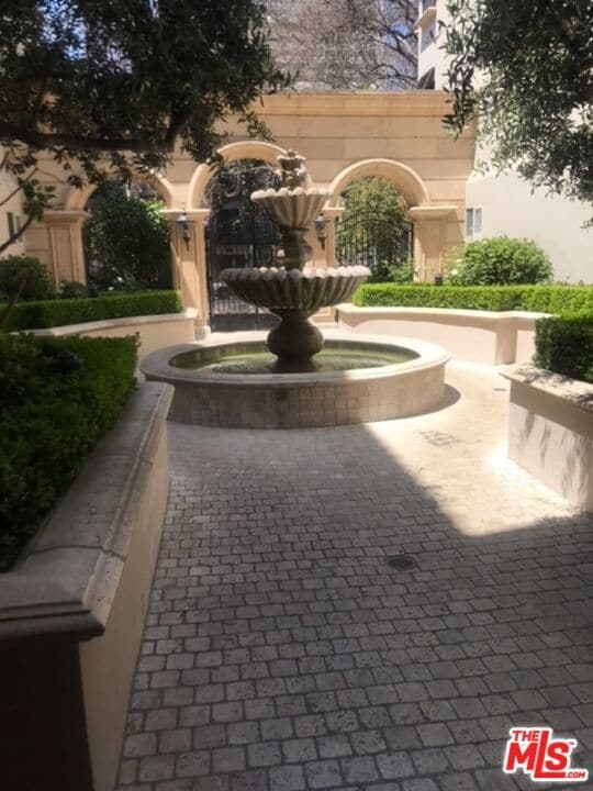 Building Photo - 1658 Camden Ave